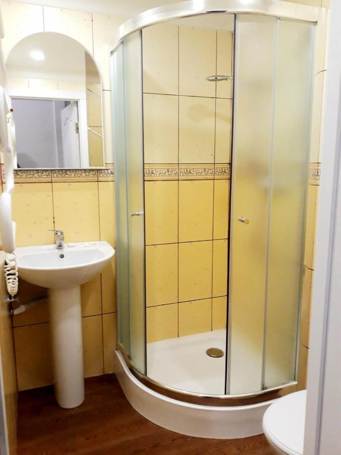 Regrand Apartment On Svobody 22 Lviv Eksteriør bilde